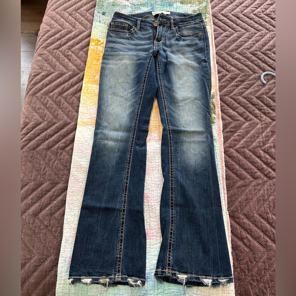 Buckle BKE Denim Stella slim fit low rise bootcut jeans size 27